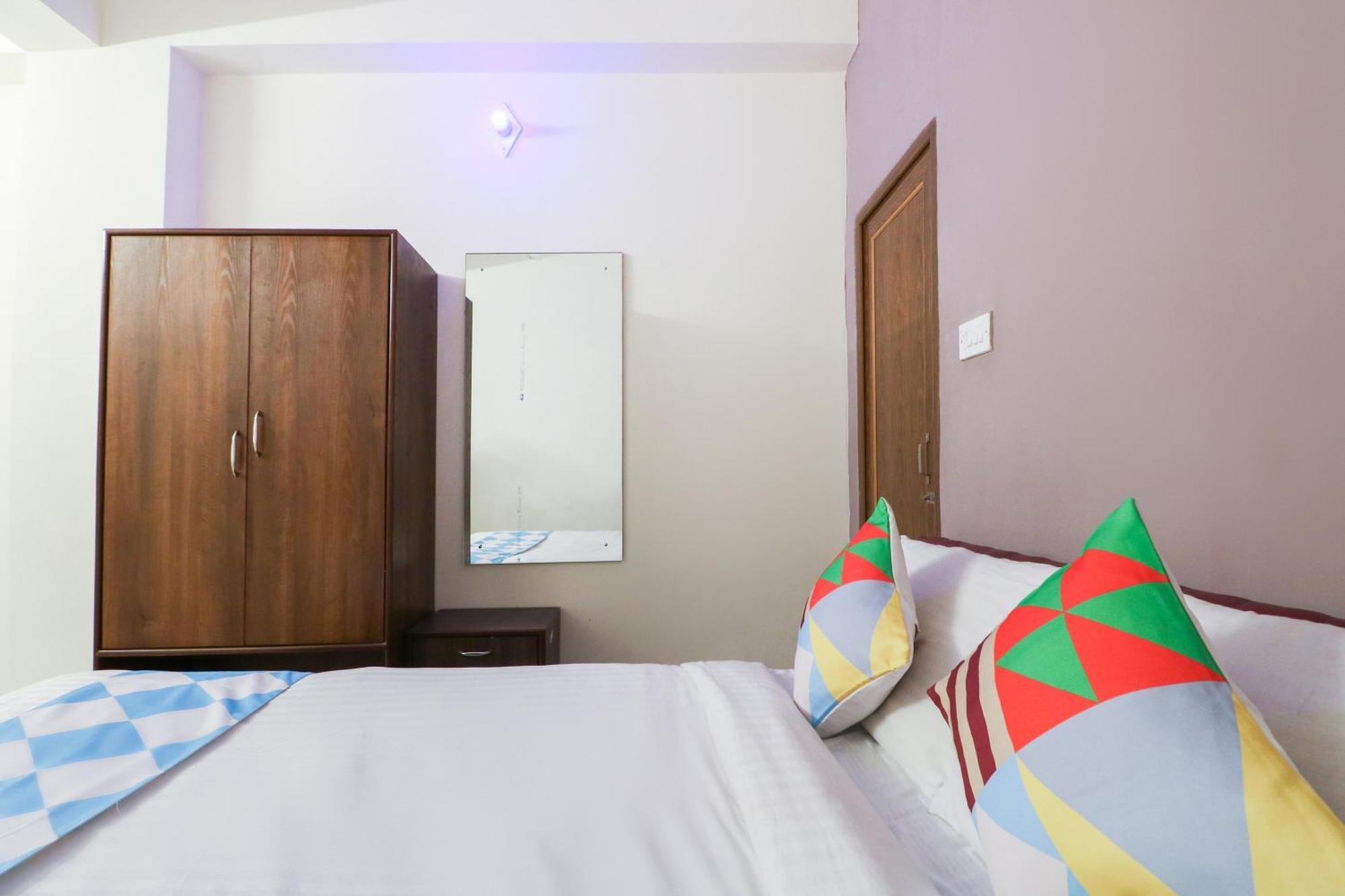 Hotel O Adri Hotels Near Dum Dum Metro Station Exterior photo