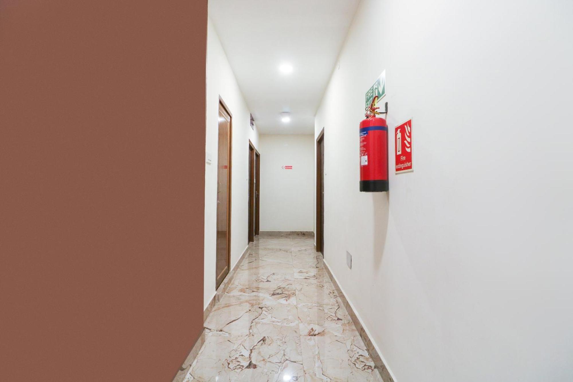 Hotel O Adri Hotels Near Dum Dum Metro Station Exterior photo