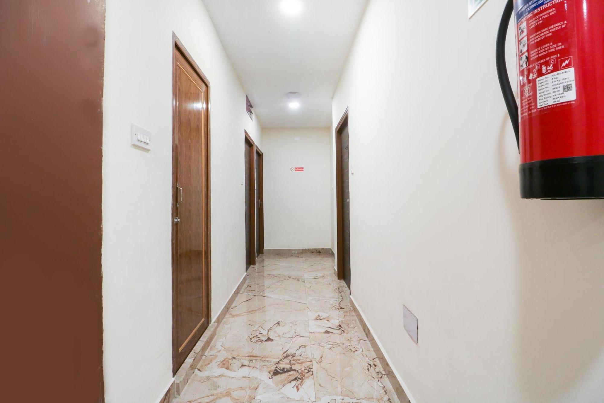 Hotel O Adri Hotels Near Dum Dum Metro Station Exterior photo